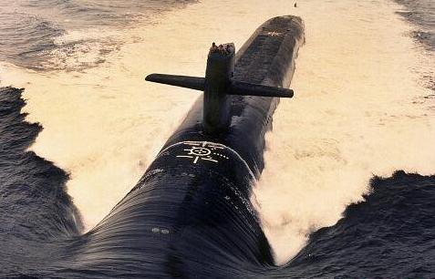 万无一失的核潜艇竟被海水压爆!129人全部横尸海底