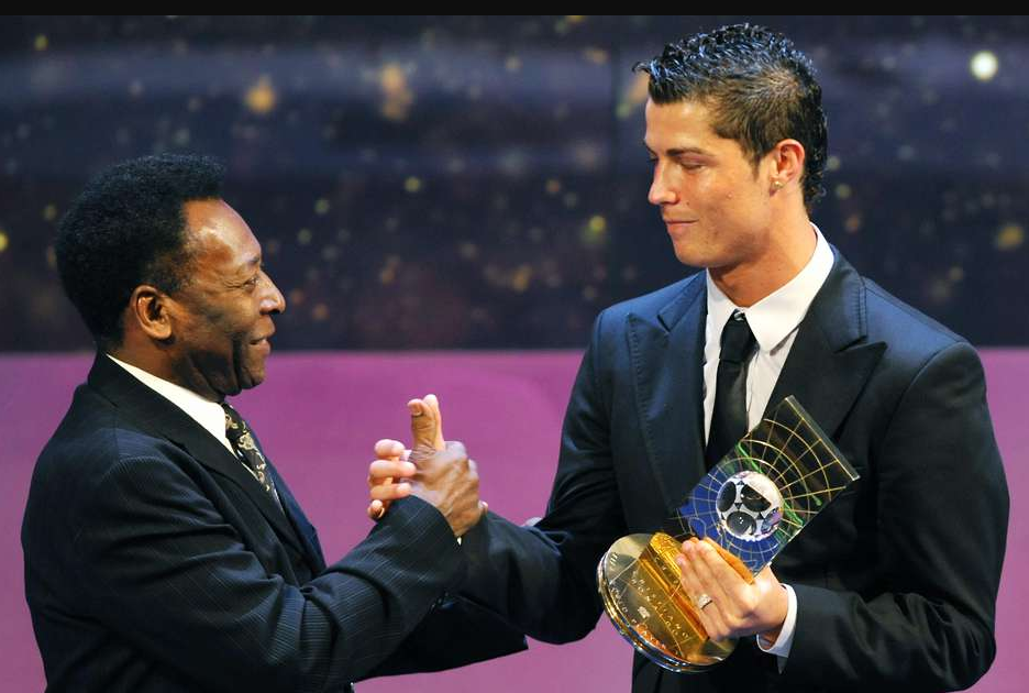 球王贝利断言c罗必拿第5座金球奖!梅西甘拜下风!