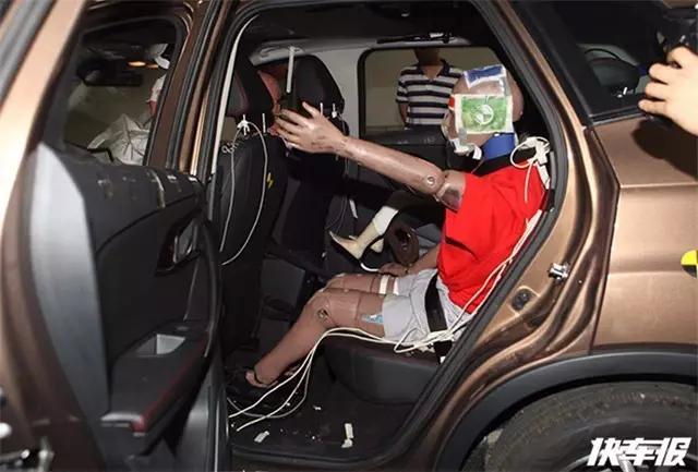 力帆又要被喷了，才撞了个3星！