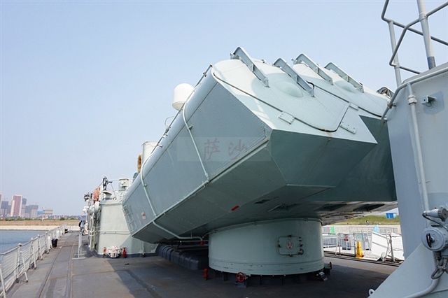 133重庆舰对峙7倍苏军巡洋舰：你需要的仅是一点勇气