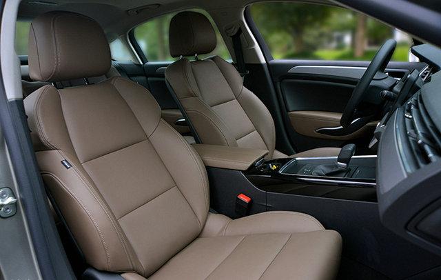 雪铁龙玩了把大的，第三代C5不走廉价，迈腾咋办