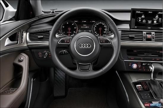 曾经的政府专用车落下神坛, 大空间高配置, 高性价比