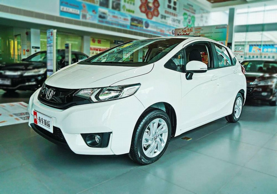 耐操省油动力好！这款平民超跑，月入5000就能买！