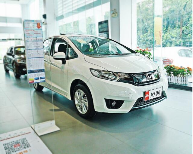 耐操省油动力好！这款平民超跑，月入5000就能买！