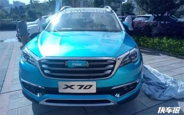 开瑞全新7座SUV,这内饰真够独特