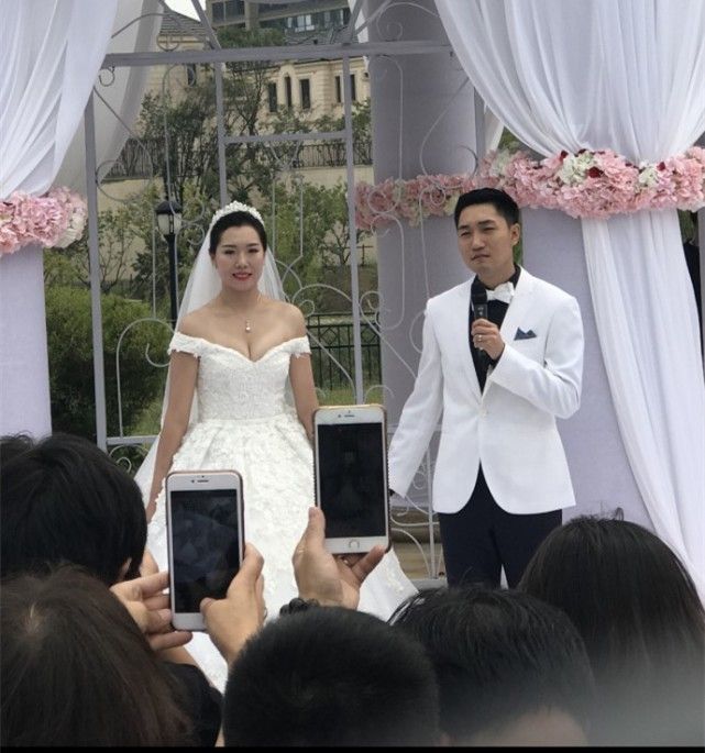 刘诗雯张继科结婚照图片