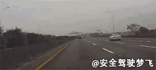 往往一味的躲闪，别人没事，却把自己的车打飞了