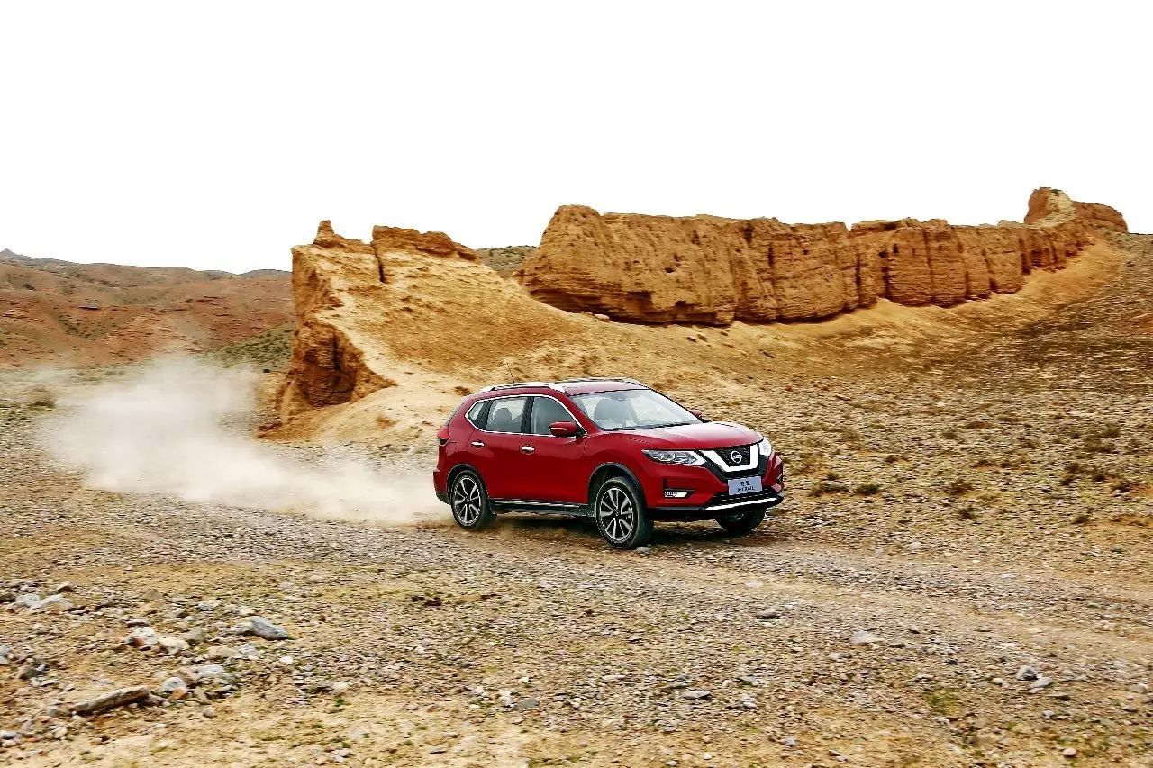 谁说城市SUV不能带你跑沙漠、战戈壁！