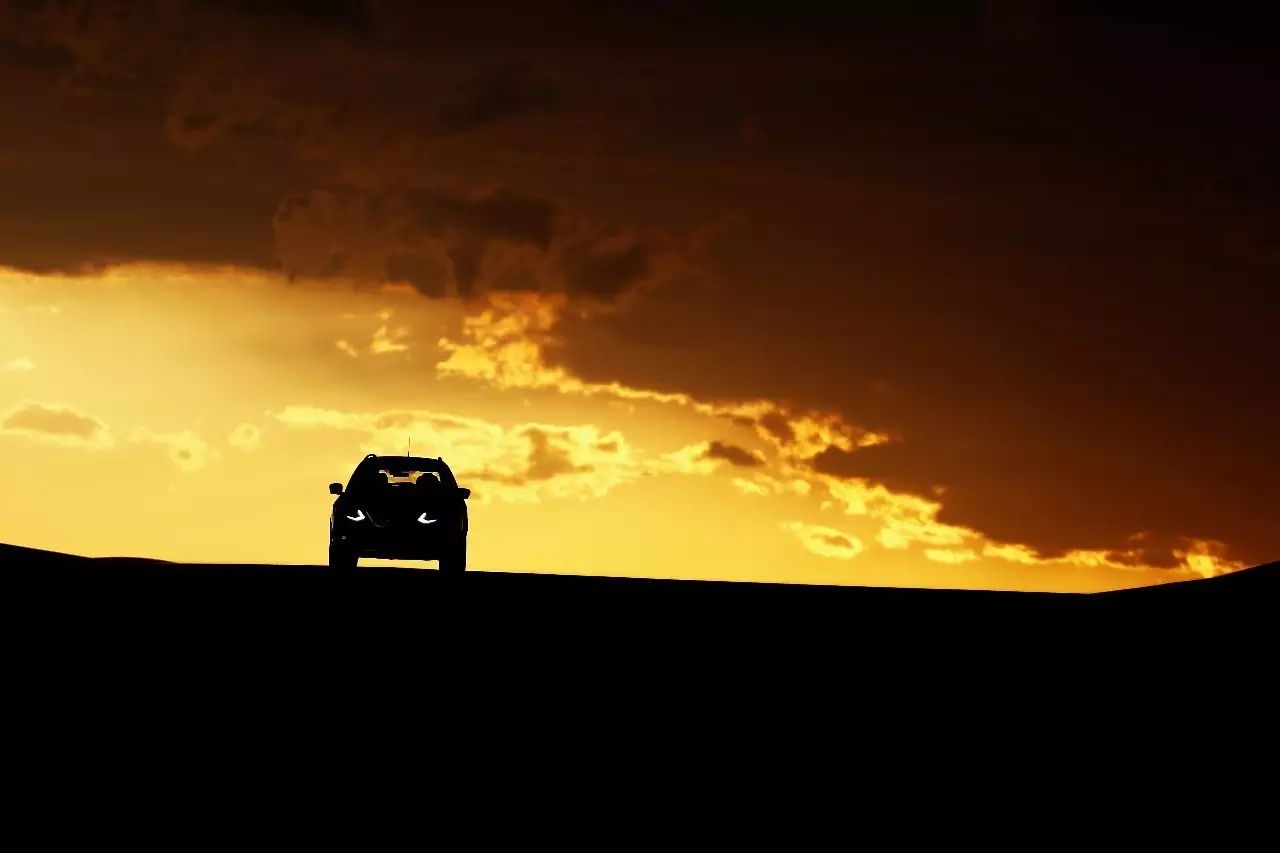 谁说城市SUV不能带你跑沙漠、战戈壁！