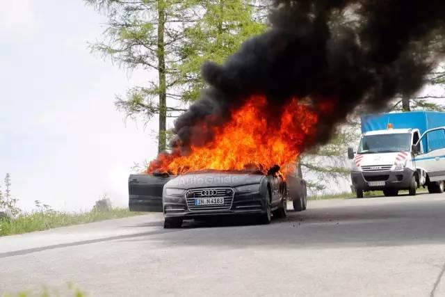 全新奥迪A7路试着火，再给宝马奔驰机会