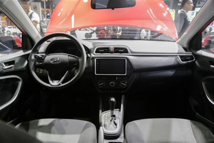 全新瑞纳搞事情  智能语音系统比苹果Siri更撩人？