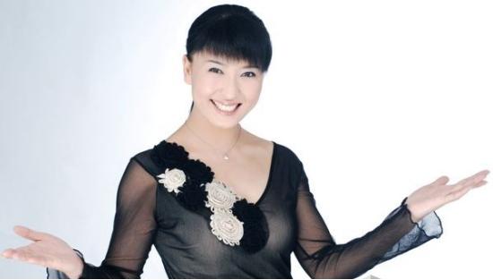 她是赵本山唯一留不住的人,如今小沈阳为她打工!