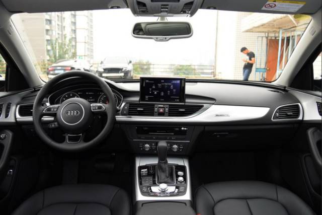 怎么办？奔驰宝马拿这车一点办法都没有