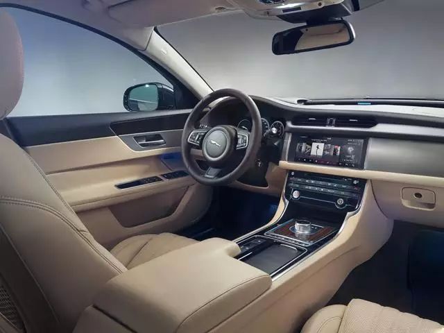 怎么办？奔驰宝马拿这车一点办法都没有