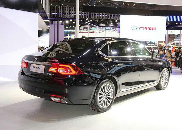 政府新一代专用车，2.0T配实木，仅14万力压合资车