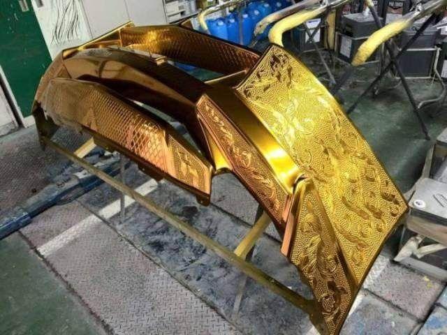 这车卖200万被嫌太贵，干了件事，结果价格暴涨5倍！