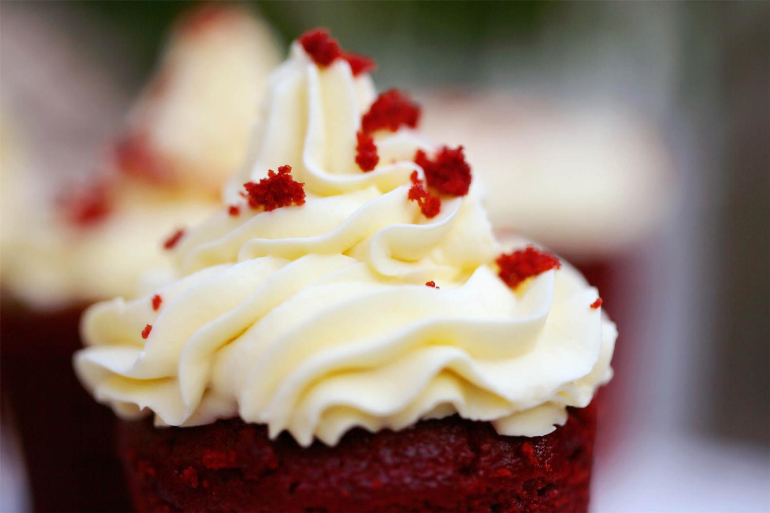 红丝绒纸杯蛋糕 难以忘怀的那一抹红的惊艳