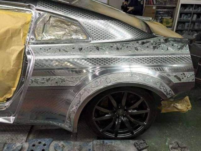 这车卖200万被嫌太贵，干了件事，结果价格暴涨5倍！