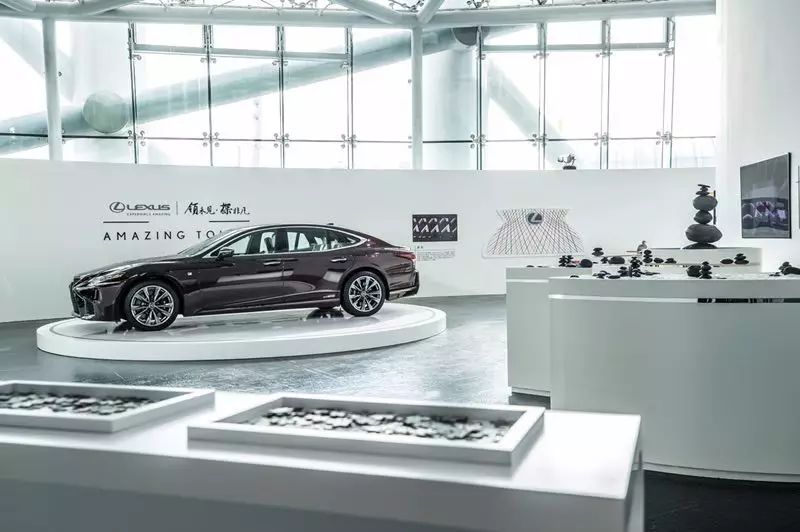 国产最豪SUV，搭4.0T V8，可惜中看不中用！