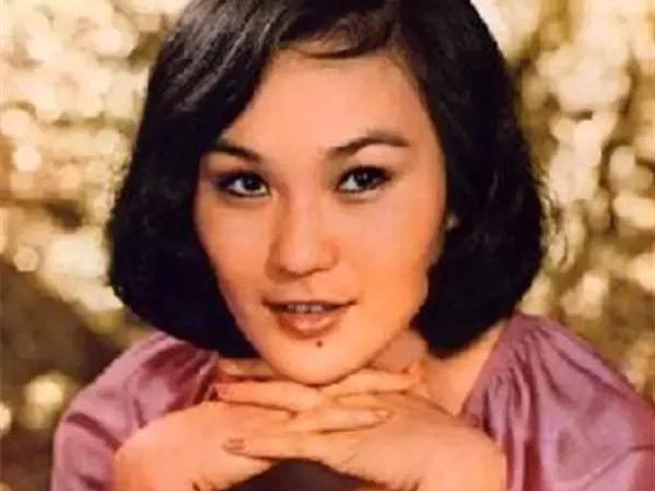 邵氏知名艳星，为爱情写悔过书，和丈夫携手走过37年|胡锦|艳星|邵氏_新浪新闻