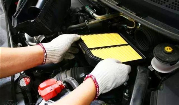 汽车保养的常见坑人套路，这5项你中了招都不知道！