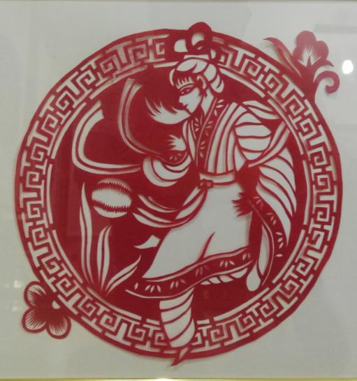 乔丽蹴鞠齐国成语剪纸系列齐文化节的一大亮点