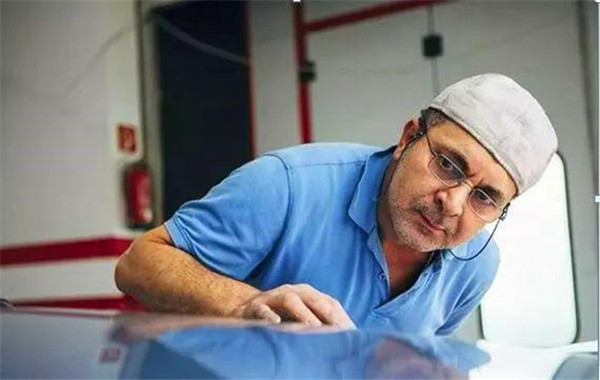 买车看车漆，这4点方法4S店的销售绝不会告诉你！