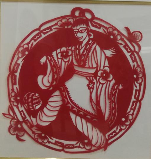 乔丽蹴鞠齐国成语剪纸系列齐文化节的一大亮点