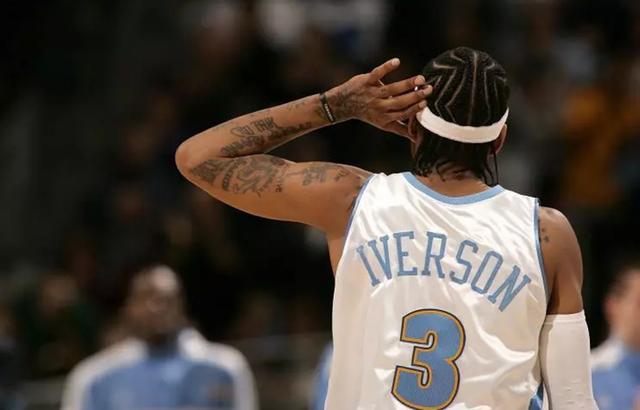 艾弗森:聆听球迷曾被誉为"费城之子"的艾弗森是当地的宠儿,他享受于