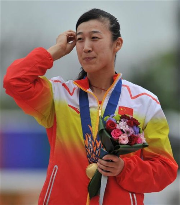 而在2009年的时候陈倩就已经是女子现代五项冠军了,那时她才22岁