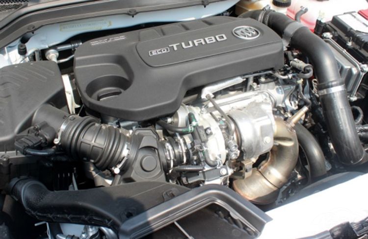 究竟谁能领跑智能时代？ 4款中级车大比拼