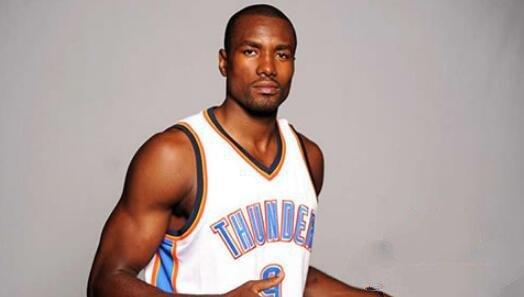 5,伊巴卡:2米08的身高,一个防守型的球员,身体素质顶级.