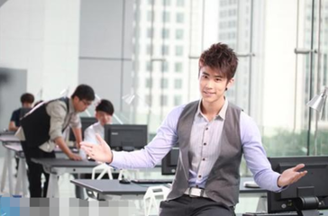 2018年高考志愿填报文科男生学什么专业好?