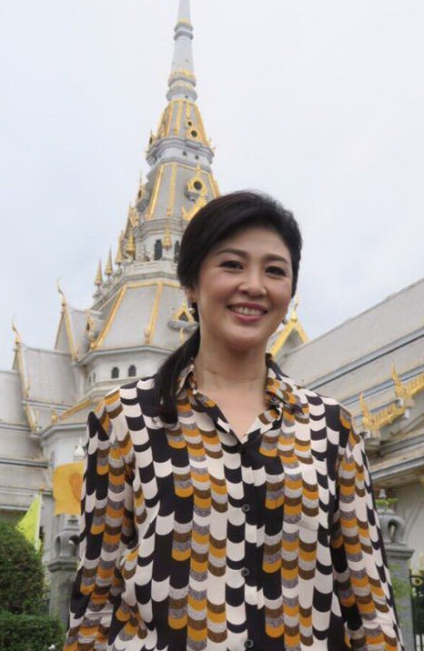 直击英拉经典的五张美照英拉的颜值大气又清丽