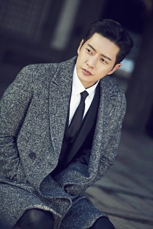 网友吐槽,但是有一个韩国明星在中国的口碑很好,他就是韩国演员朴海镇