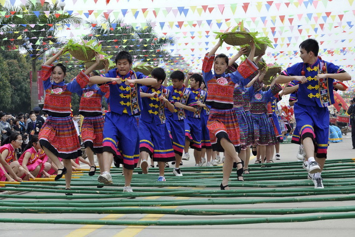十一假期,清远连山山货圩将再现壮族歌圩盛景