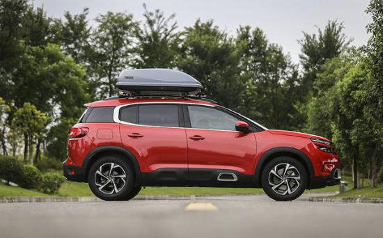 天逸C5性价比超日系，外观设计太新潮，让人看不懂