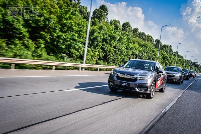 面对坡度高达45%的仰天坡，冠道竟只派出入门版应战