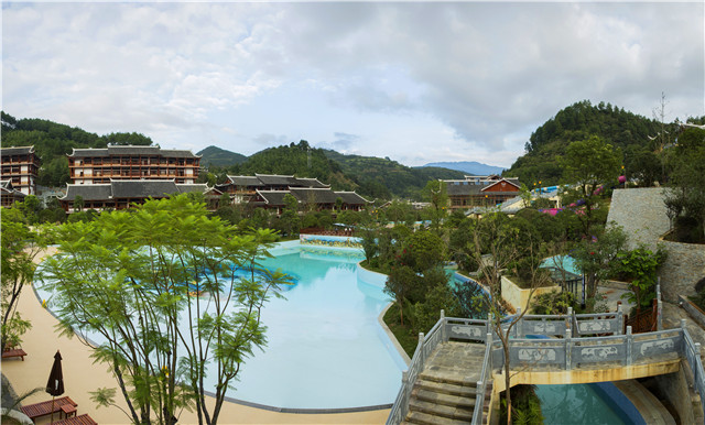 贵州旅游新热点 剑河温泉城国庆迎客