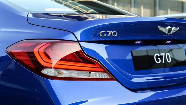 比宝马3系省油，比奔驰C级耐造，它们的死敌来了！