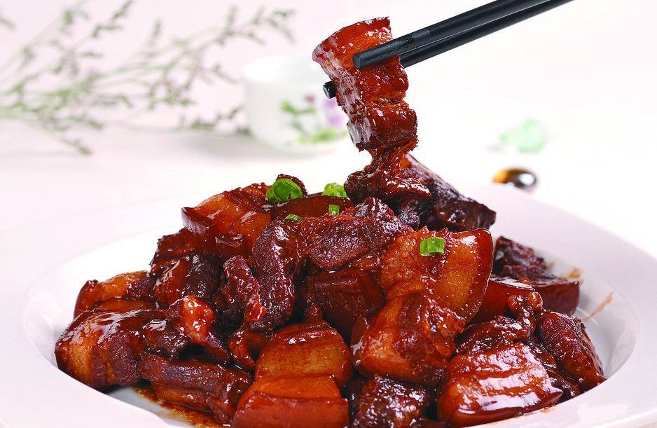 6,肥甘厚腻太过的食品 中医的肥甘厚腻之品,属于甜味,油腻性食物.