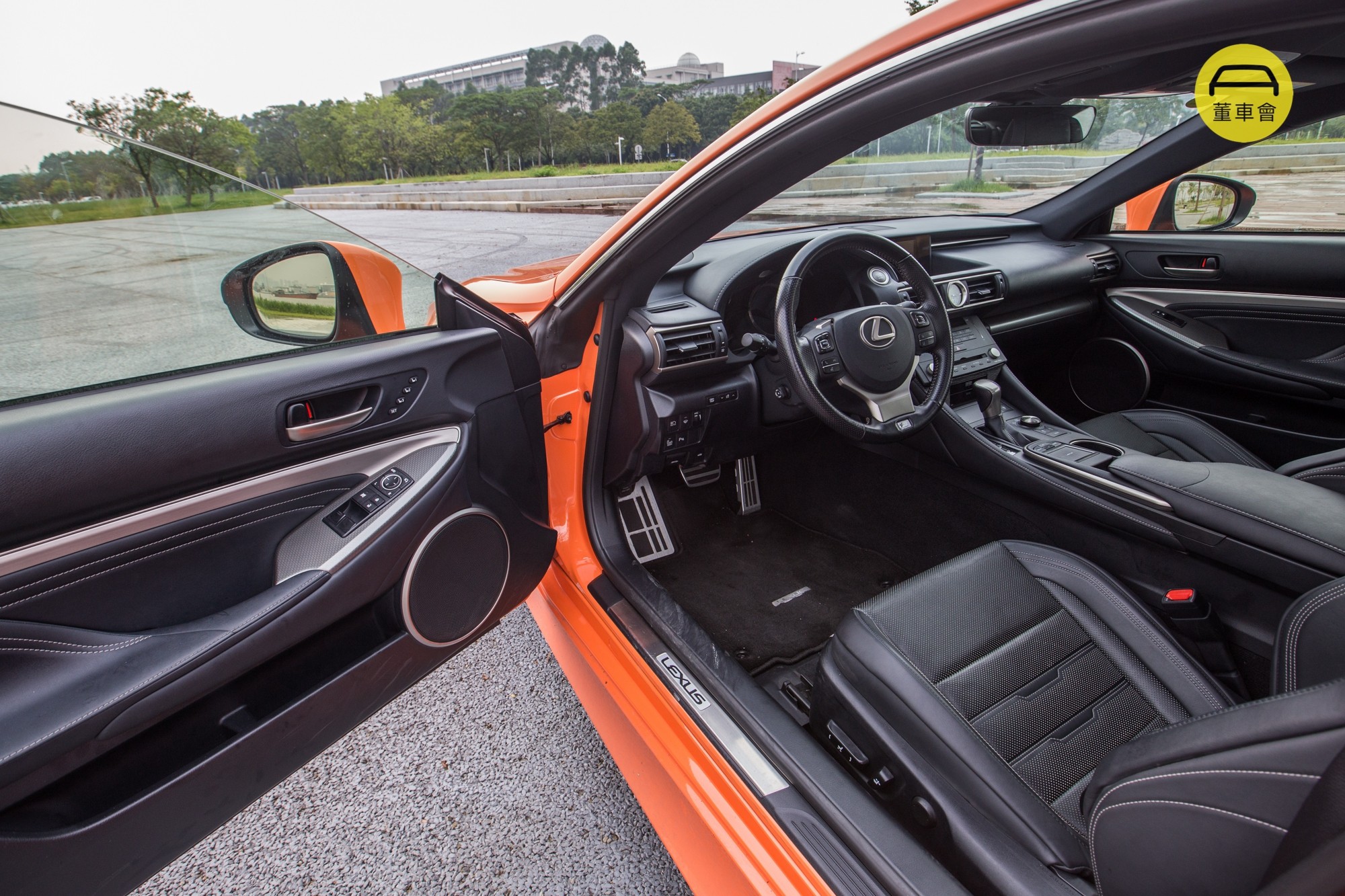 雷克萨斯rc200t我们用这台橙色轿跑称霸了卡丁车场董试