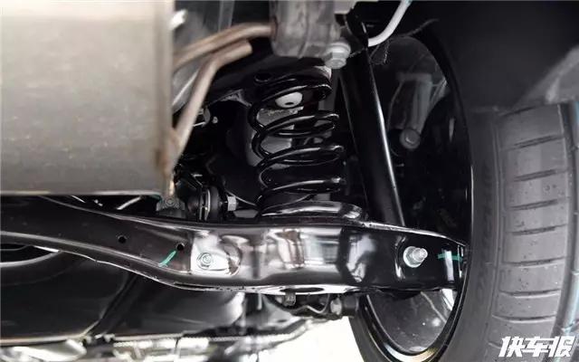 新款国产高尔夫内饰，还不快保存起来！