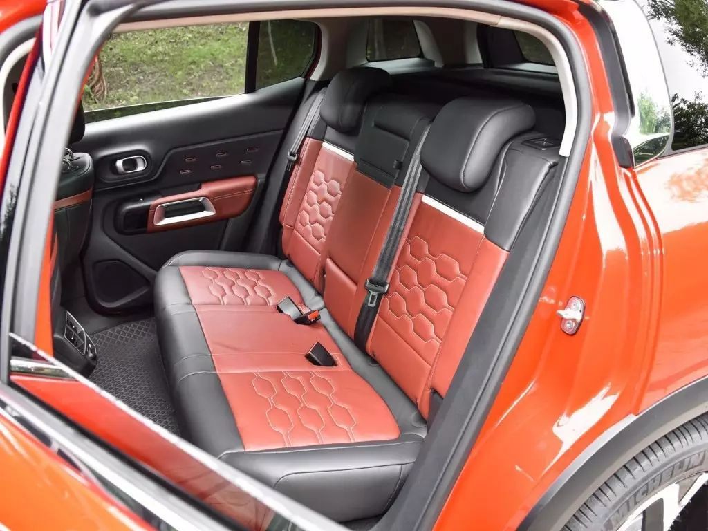 不到20万就能买高配，来自法国的合资SUV买哪款好？