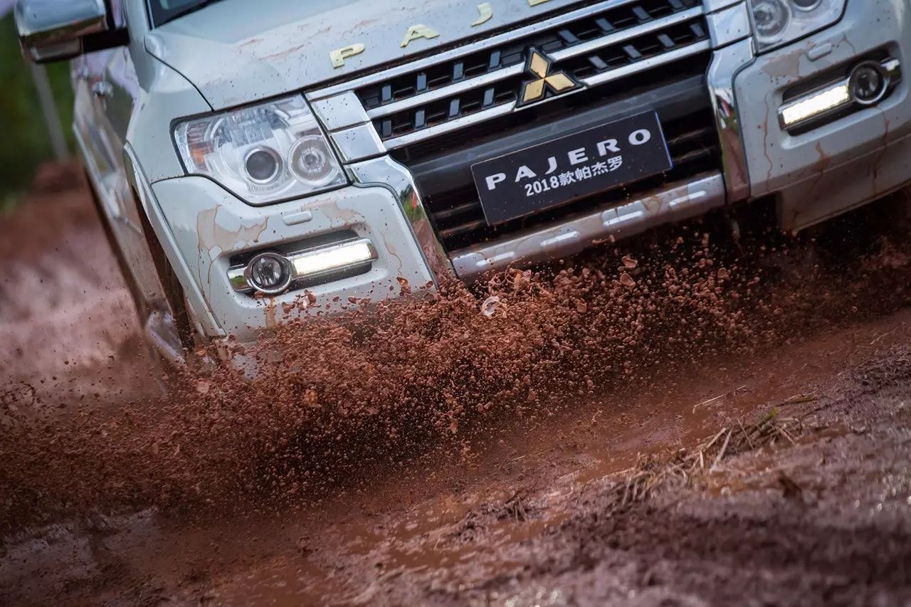 青藏公路上能够和普拉多PK的也就只有它了