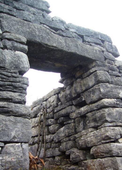 昨晚梦到一个死了353年的人,名字叫做郝摇旗