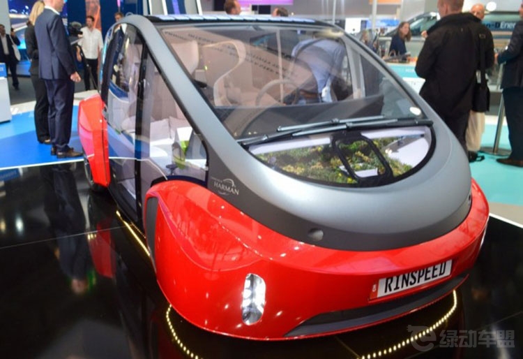 晚礼服配塑料拖鞋—法兰克福最惹眼的5款概念车