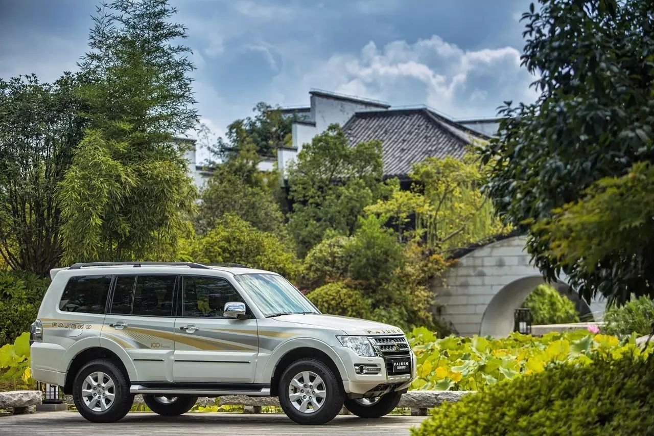 青藏公路上能够和普拉多PK的也就只有它了