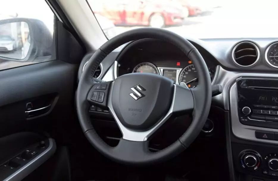 铃木本想靠Ta咸鱼翻身，结果又掉坑了