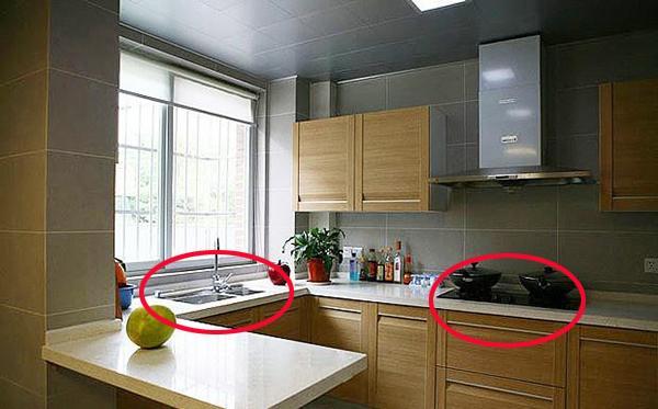 水槽最好离灶台10公分?老师傅笑了,距离不达标危险
